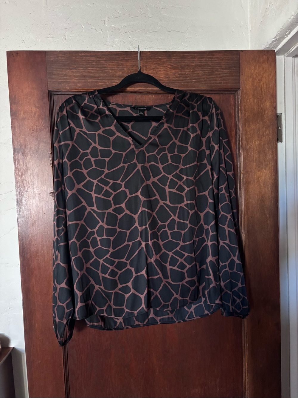 Banana Republic Black & Brown Geometric V-Neck Blouse